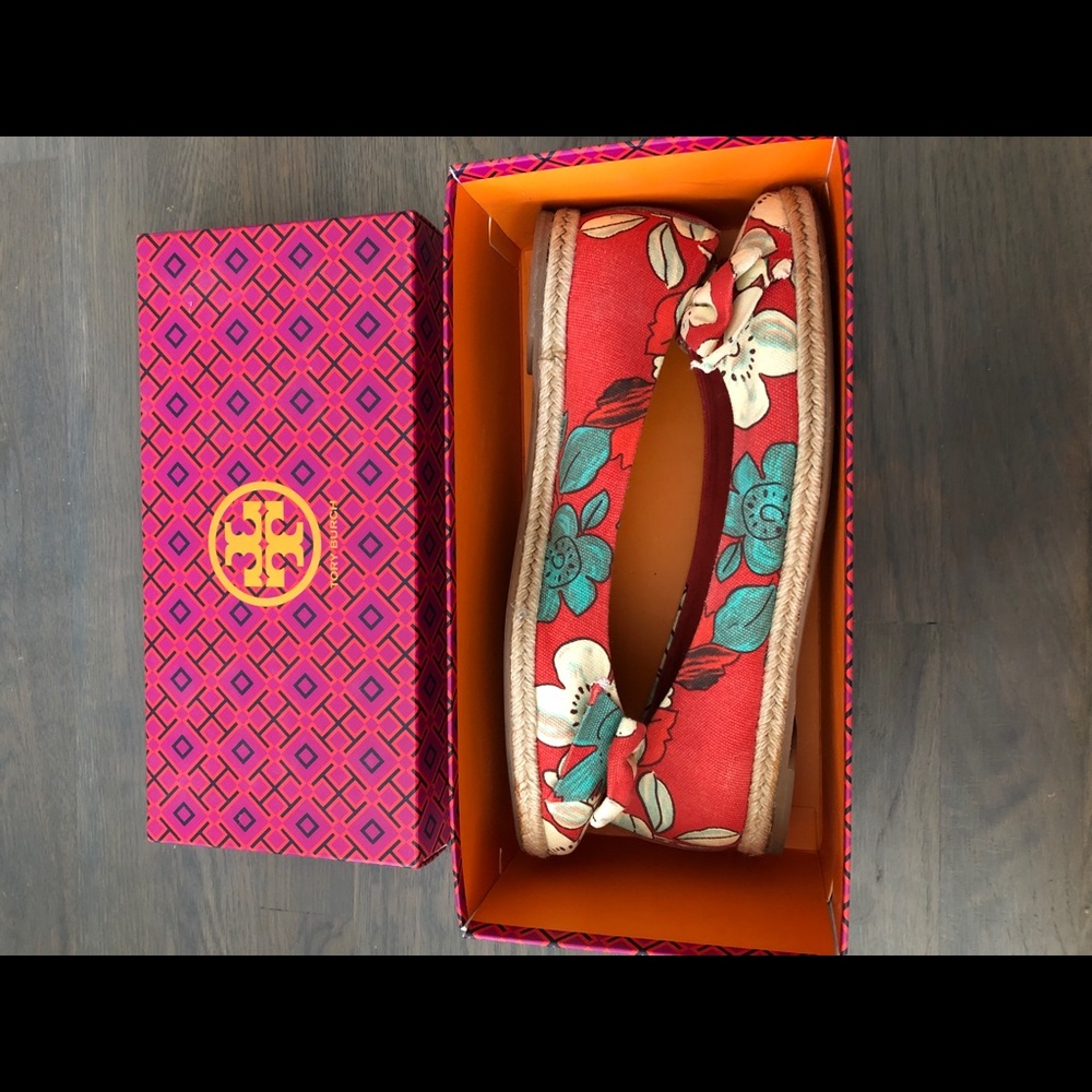 Tory Burch Flower Espadrilles